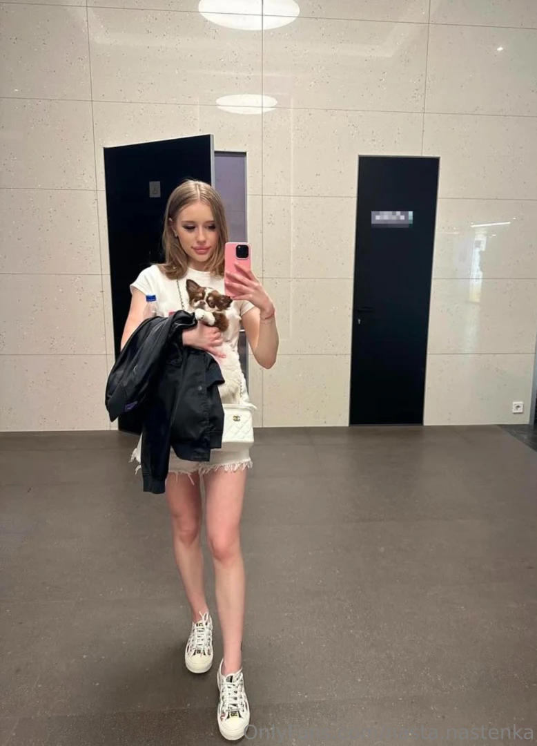 Outfit a mil ek dne 