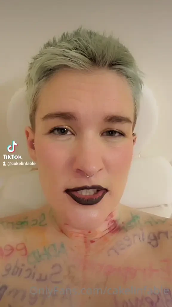I was trying to take a sexy bath video for you and i had a slight 