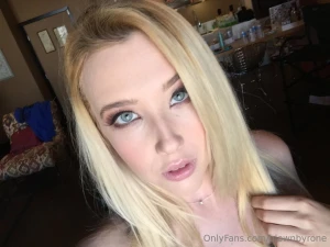 When he s deep inside me breathing heavy and moaning in my ear i part 1