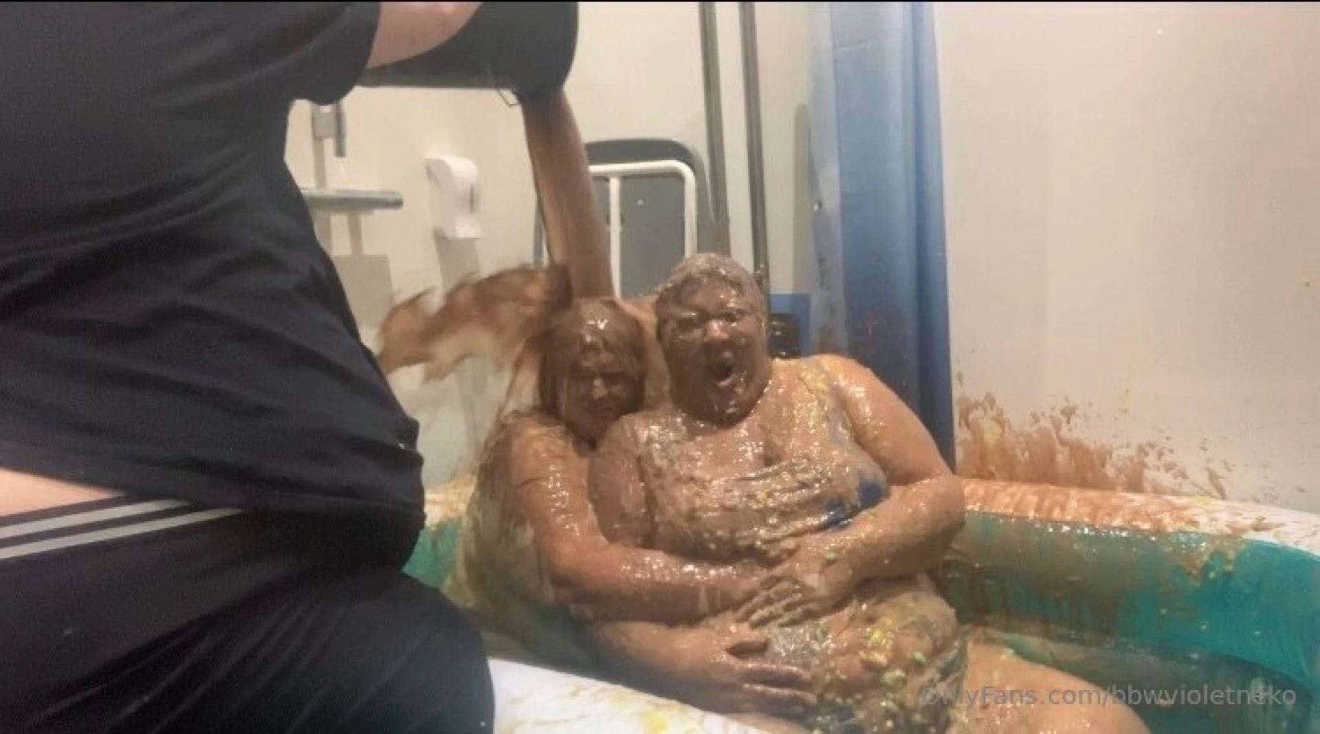 At 1pm a very messy wam video of myself and u460908810 goes live on my part 3 