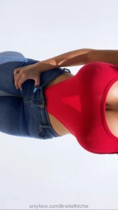 I like the color red