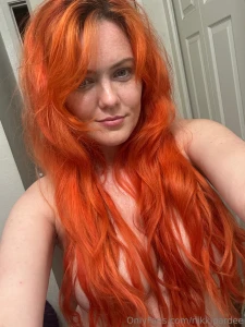 When your hair and panties match a full set of almost 20 selfies enjoy part 1