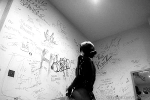 Hi my little demons i ve decided this platform is not the right place