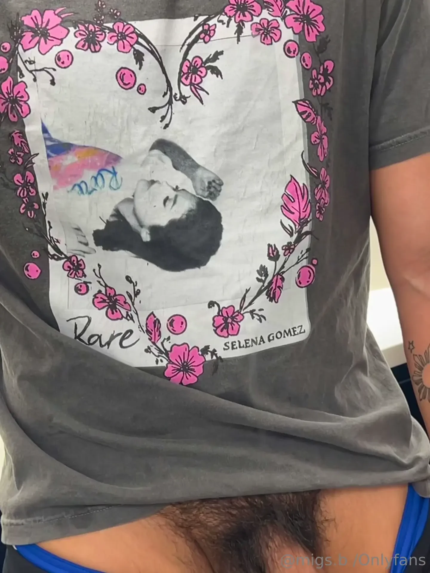 Swipe right for more pictures i m taking a week trip to italy this is 