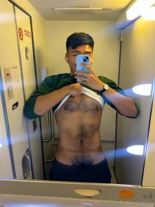 On a flight to hawaii to see grant aka zaddy g i can t wait for the part 1