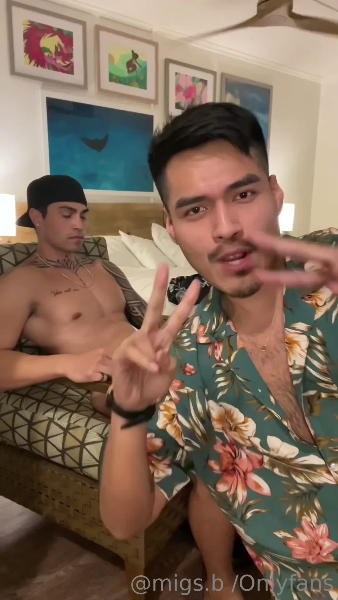 It s the first time he came over to my hotel room and i sucked his 