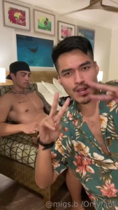 It s the first time he came over to my hotel room and i sucked his