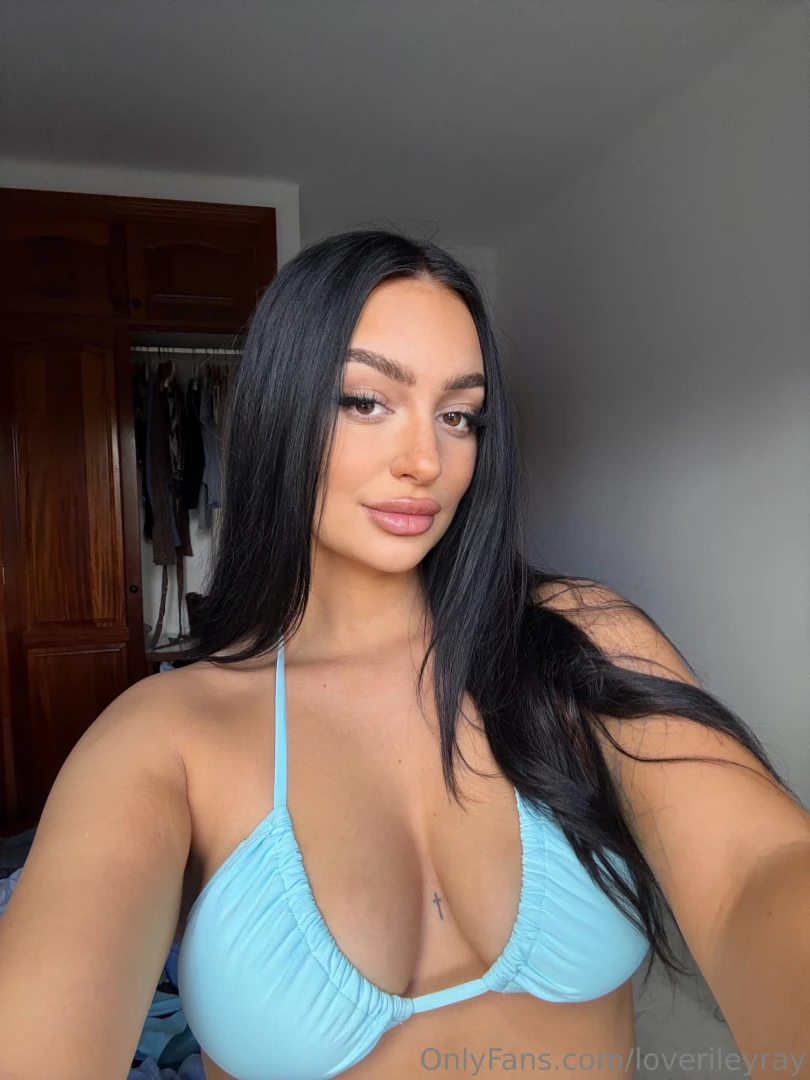 Careful i might just make you crave more than food 