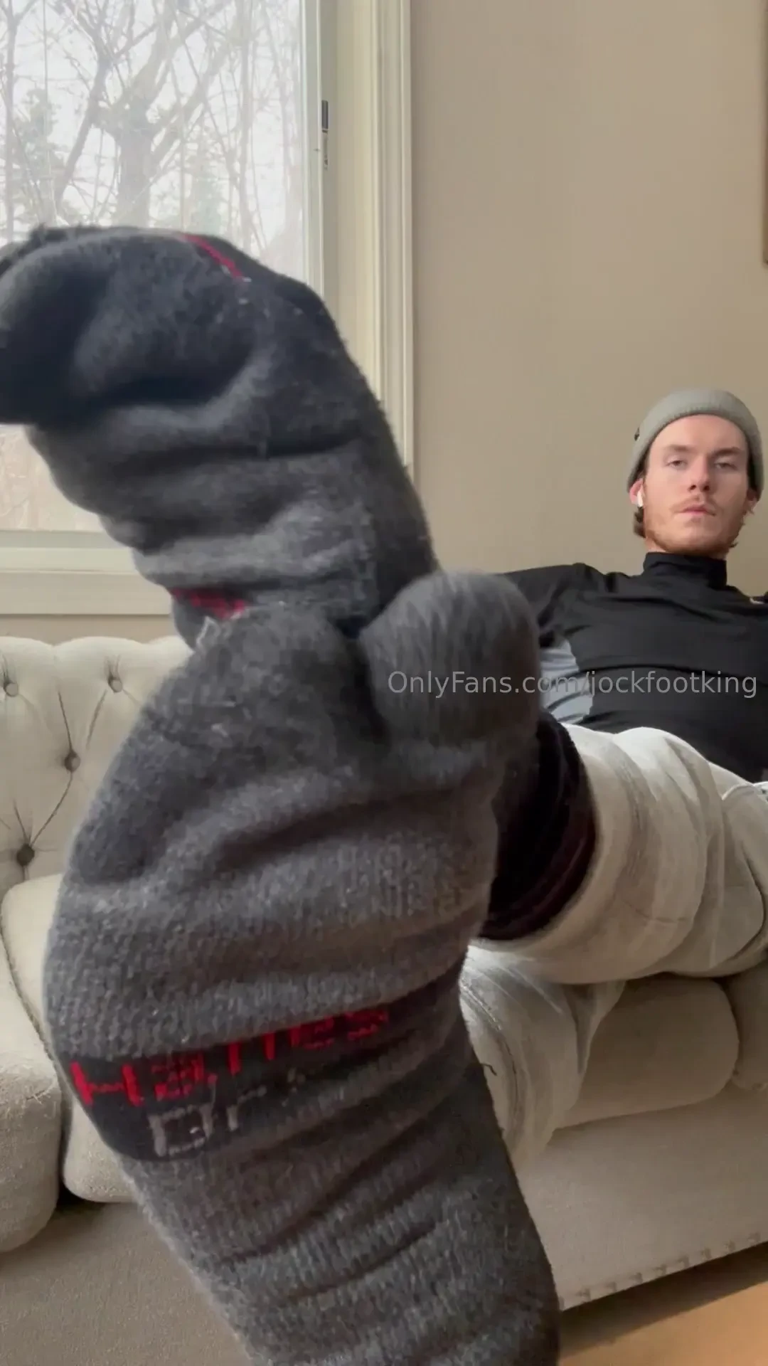 Just watch this on repeat and get fucking weak foot fags 