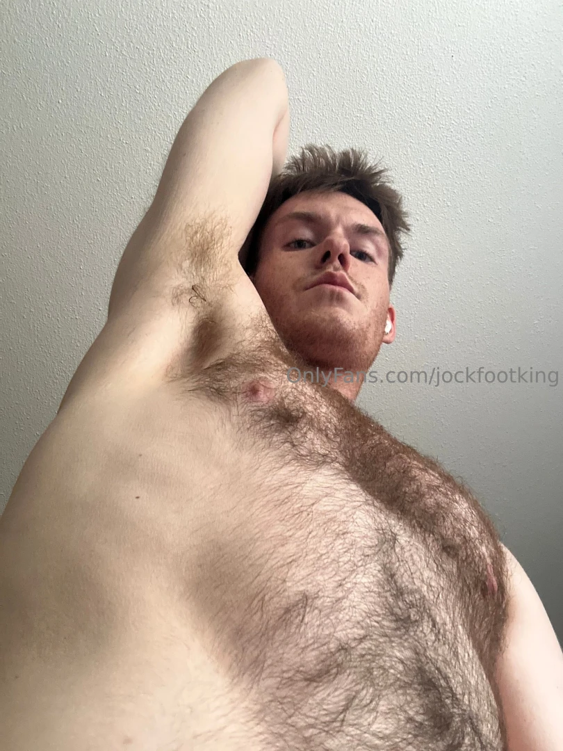 Worship my hairy body 
