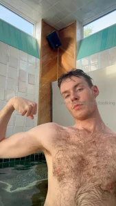 Chillin like a king in the hot tub tonight while i drain