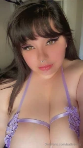 If you had to pick would you rather cum on my face or tits part 1