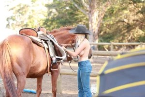 A bit of behind the scenes in the latest photoshoot definitely the