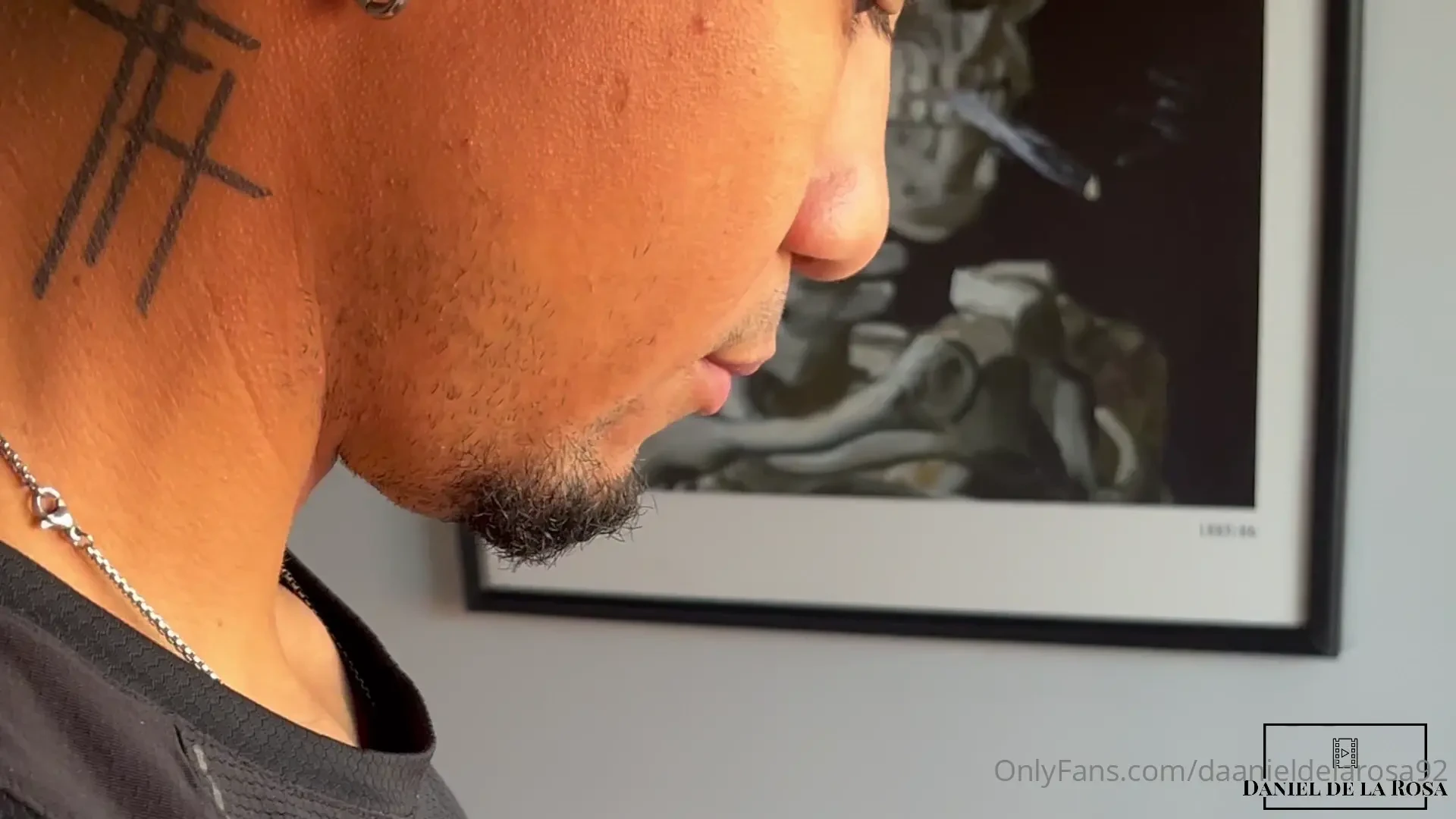 Nuevo video de alguna forma debemos entretenernos mientras estamos en 