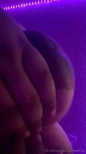 I love playing with my tits so soft
