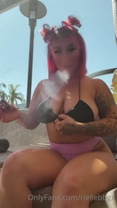 I bet you wanna cum with me