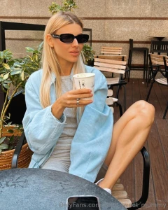 Sunny spring has finally arrived when the sun shines i feel 100