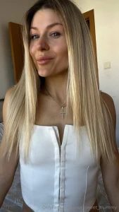 Hello my dears today i want to share with you why i decided to join