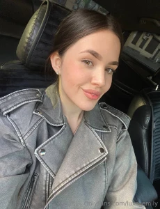 I love taking selfies so much i think that such photos are the most