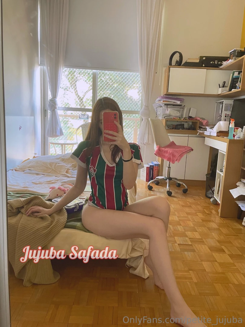 Fluminense is about to take the field against inter milan in the club part 2 