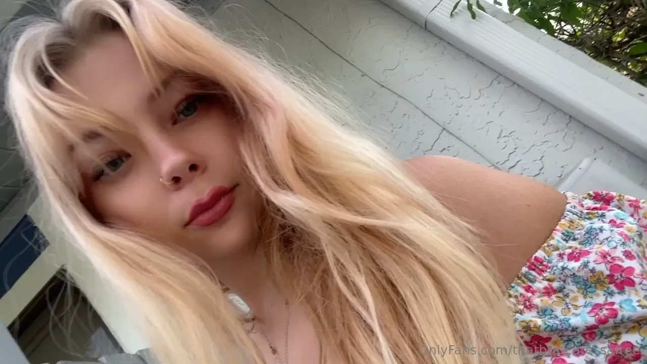 Watch the rest on my vip page 