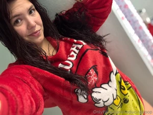 Merry christmas eve darlins feeling naughty today do you deserve the part 1