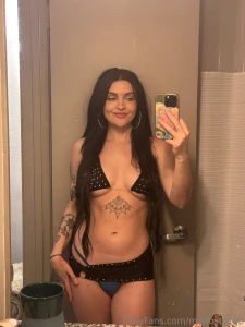 Comment something nice and i ll say something back in dms