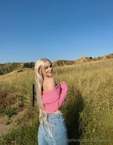 The view is stunning but i m a whole different kind of beautiful part 1