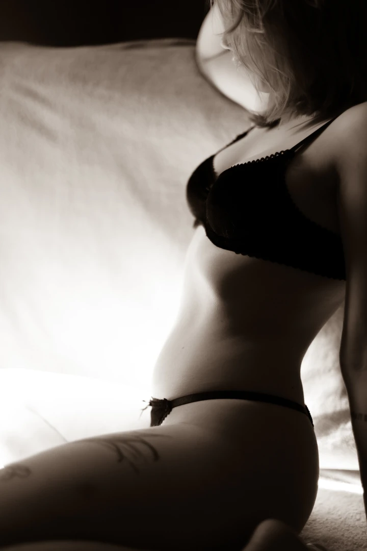 Sending some spicy boudoir style photos to your dms right now i was 