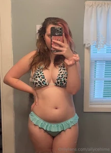 I ve had this bikini top since high school i definitely feel it out part 1