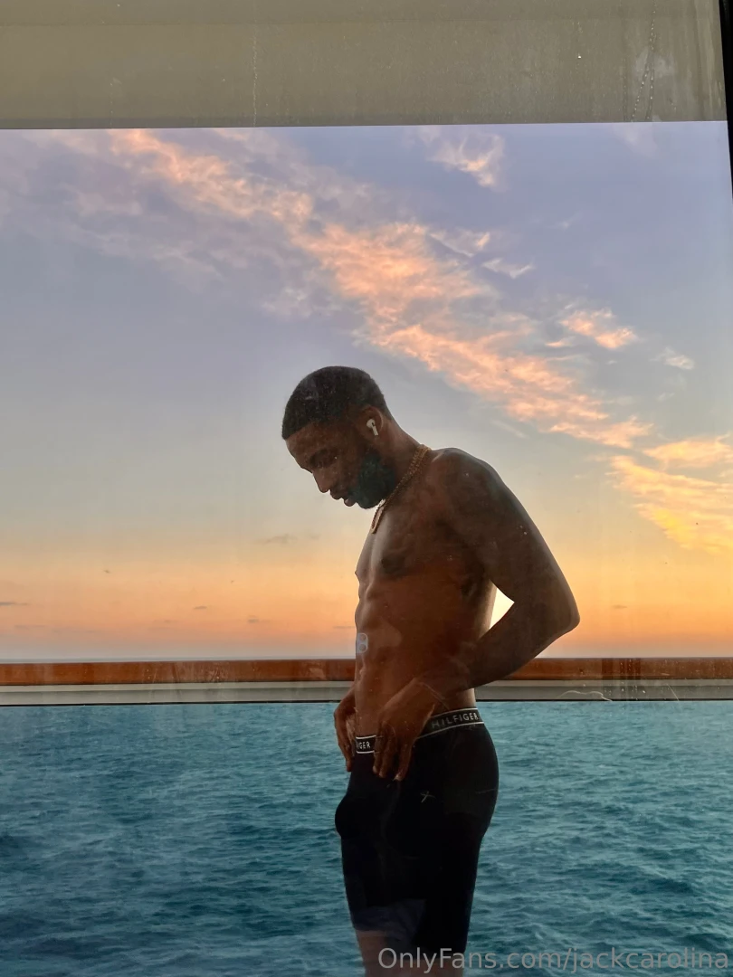 I wish this window wasn t so dirty lol but decided to take my clothes 