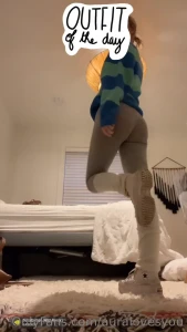 Todays fit some booty i love these leggings do you part 1