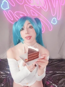 A little late but happy valentine s day to my amazing fans have you