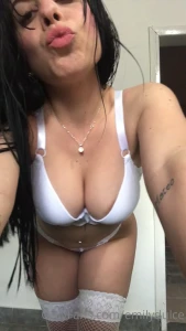 Do you like my new sexy outfit