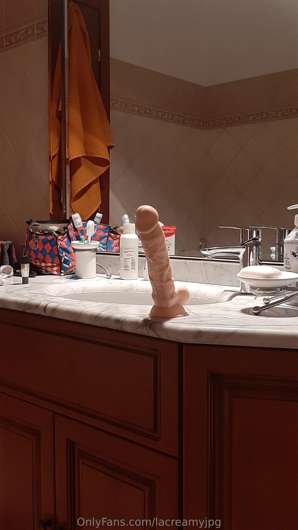 Special offer for the next 24h tip me 5 to get a 5 minutes video of me 