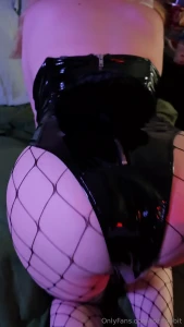 A little bonus content for all my lovely subs thanks for making this a