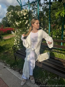 I just wanted to feel pretty today put on something i love sat in the