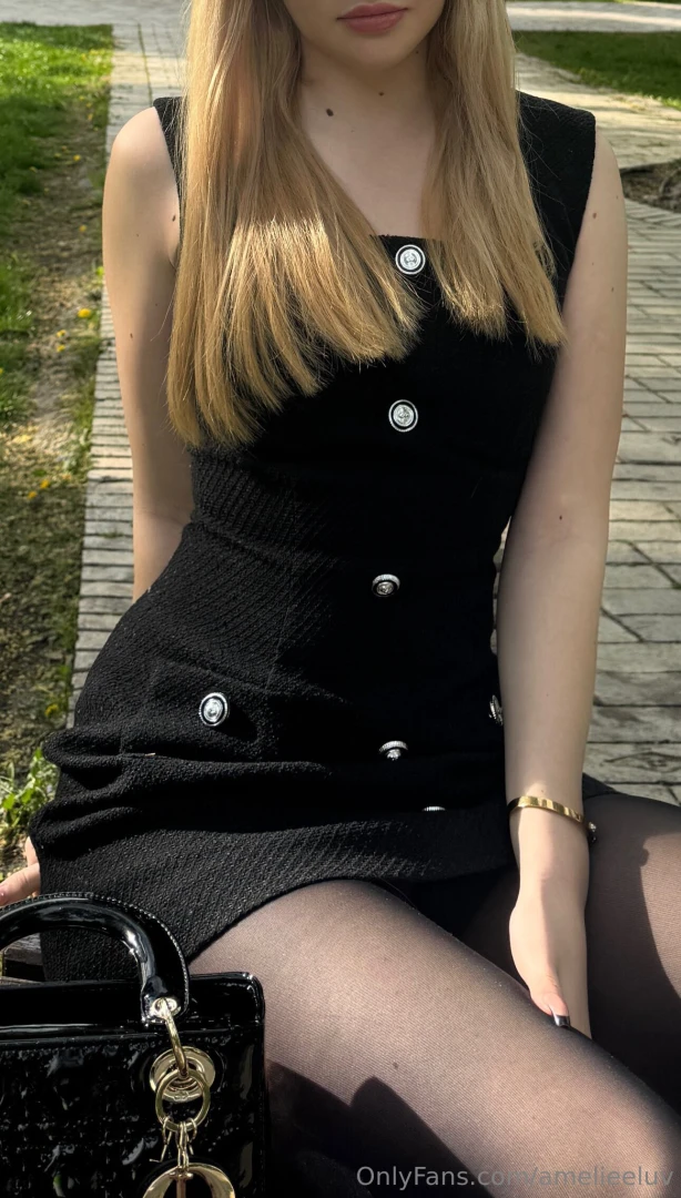 A little sun a pretty dress and nothing to rush for today 