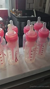 Mommy mondays continues as a mushroom nymph makes the daily bottles