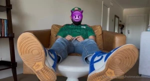 Y all ready for some foot content