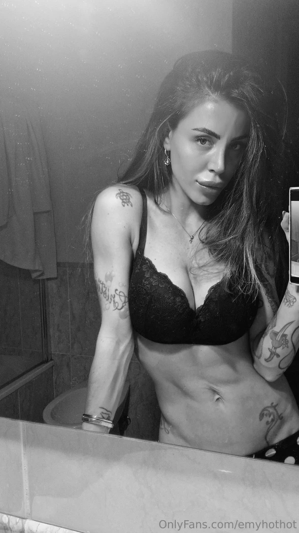 Ti sto aspettando pronta a farti esplodere di felicit 