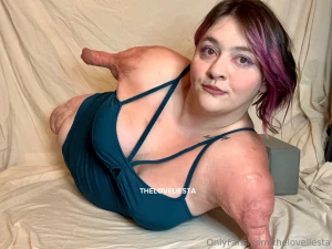 Just rolling around on the floor for your viewing pleasure part 1