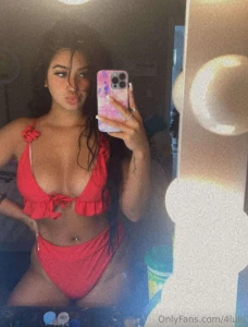 Sending out live snapchat vids add me and let s sext