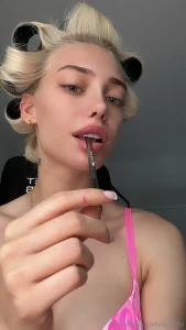 Mouth fixated on you