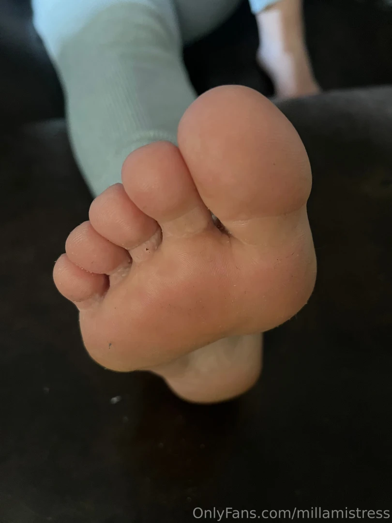 Eat my feet slut part 2 