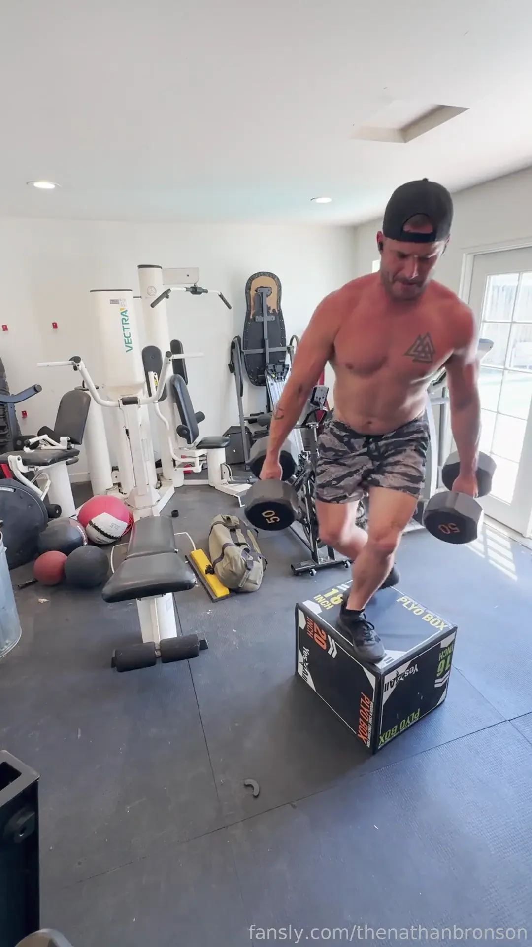 Join me for my morning workout i sweat extra just for you guys 