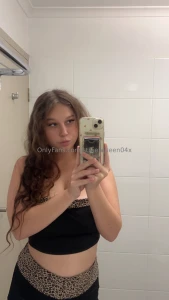 Wanna see me naked you know what to do xo