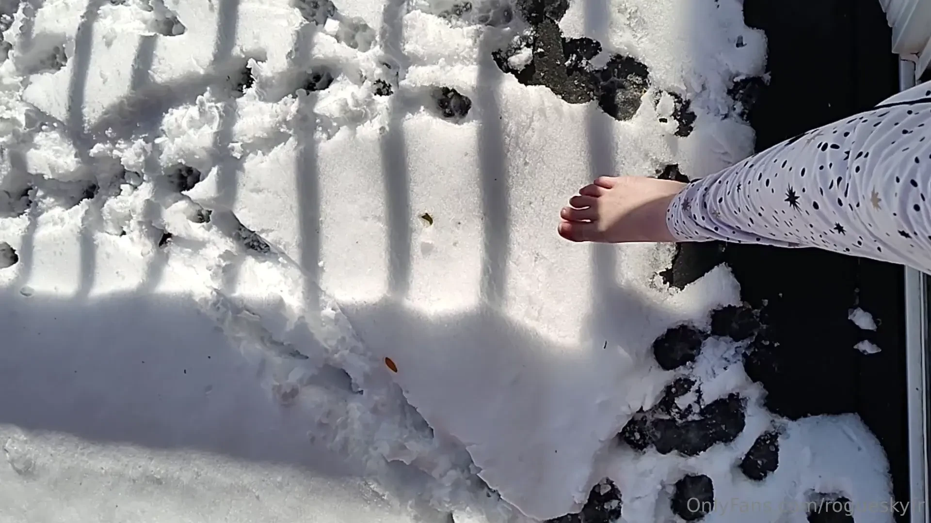 Back-posting merry halloween it snowed on halloween and i had to get 