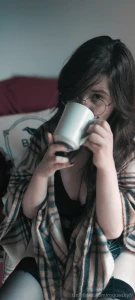 Cozy and slutty makes for oddly comfortable fyp glasses tits thighs part 1