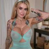 lauraluxvip